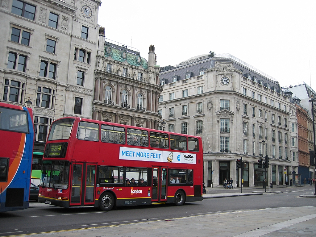 010 Trafalgar Square.jpg